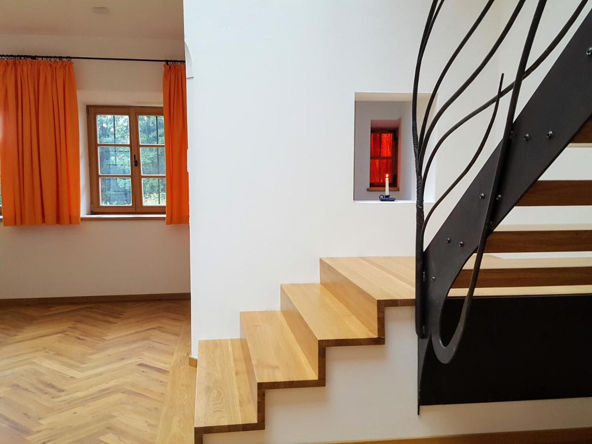 Sunhill Appartments, Klimatisiert Winhoring Esterno foto