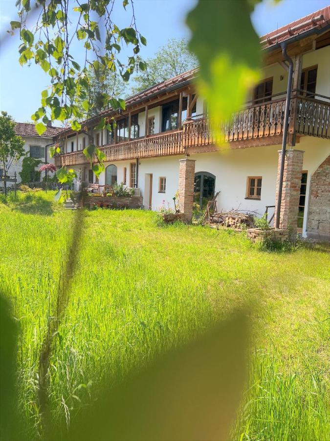 Sunhill Appartments, Klimatisiert Winhoring Esterno foto