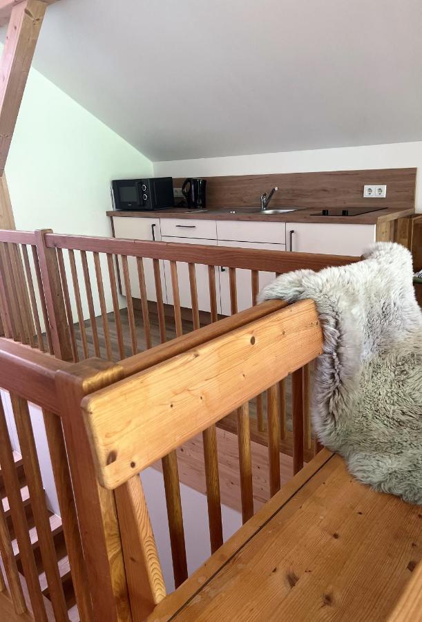 Sunhill Appartments, Klimatisiert Winhoring Esterno foto