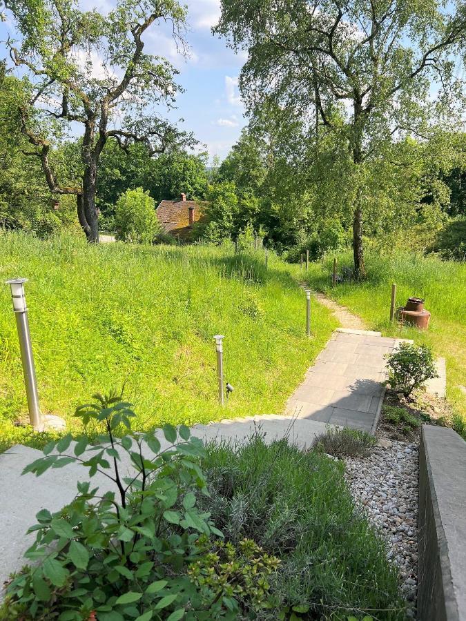 Sunhill Appartments, Klimatisiert Winhoring Esterno foto