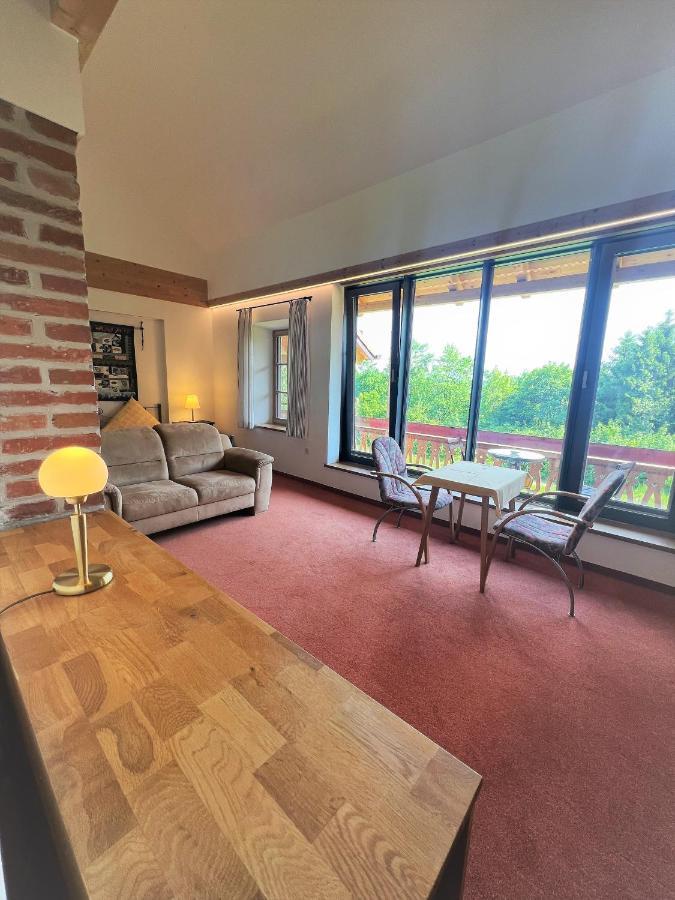Sunhill Appartments, Klimatisiert Winhoring Esterno foto